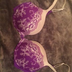 Victoria’s Secret lace push up bra